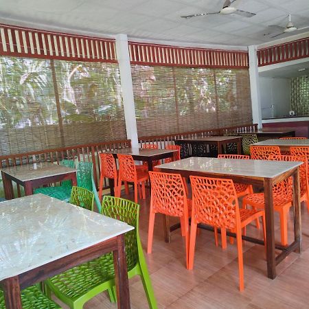 Hotel Highness Sea Rock Sitapur Exteriör bild