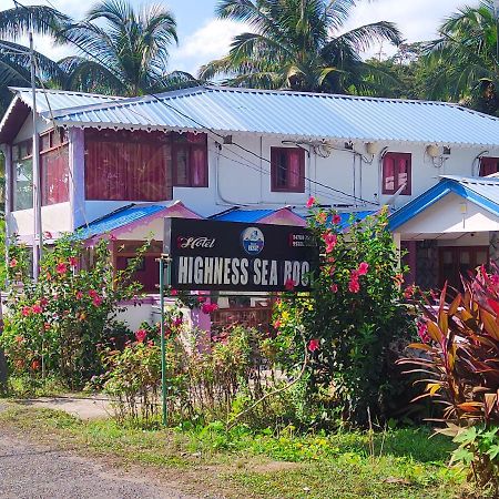 Hotel Highness Sea Rock Sitapur Exteriör bild