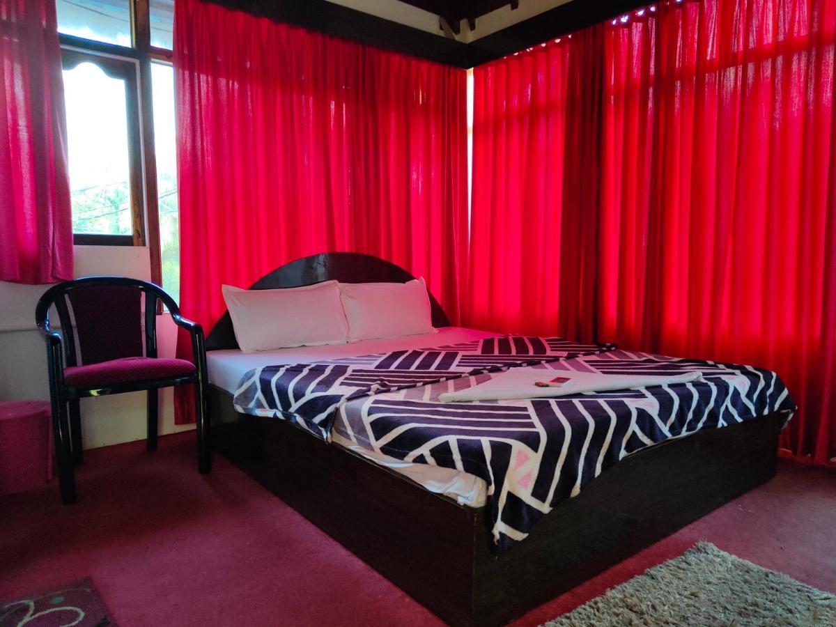 Hotel Highness Sea Rock Sitapur Exteriör bild